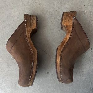 Sanita Suede and Wood open back minimalist Clogs. W 40. Good used condition.